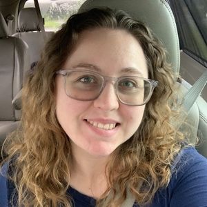 Meet your Posher, Whitney